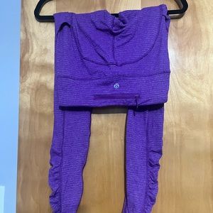 LULULEMON Purple Leggings (style unknown) Size 4.